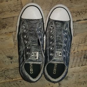 Converse size 7